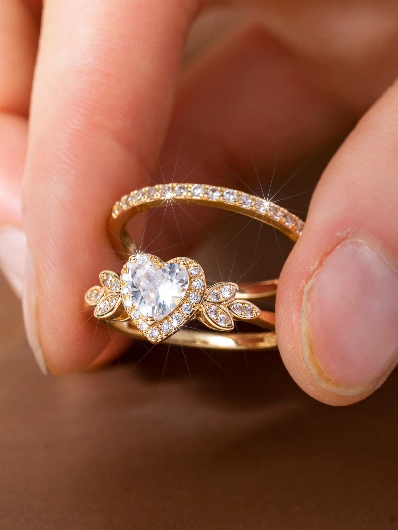 Amelia – Elegant two-piece ring set with timeless sparkle